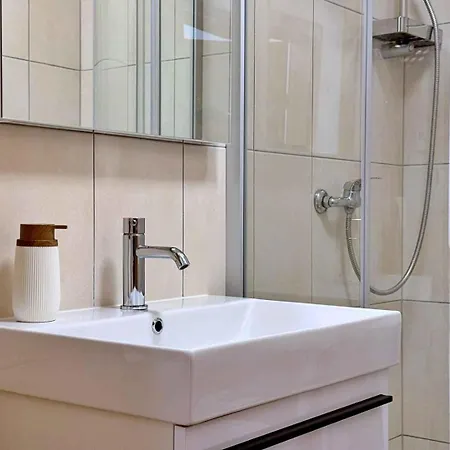 Appartement With A - C In Cizici-insel Krk 12497 *